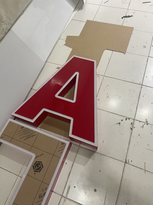 tashqi reklama bukva banner