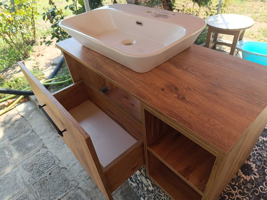 Обзавеждане за баня/ кухня