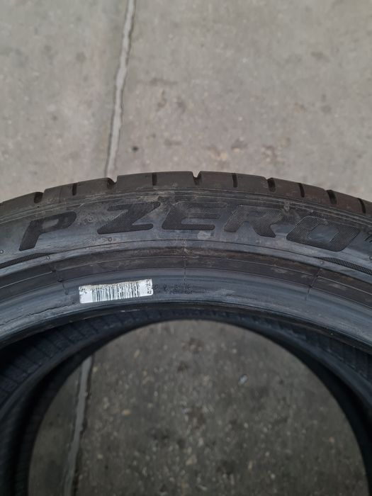 Летни гуми 2 броя PIRELLI Pzero 225 40 R19 дот 0520