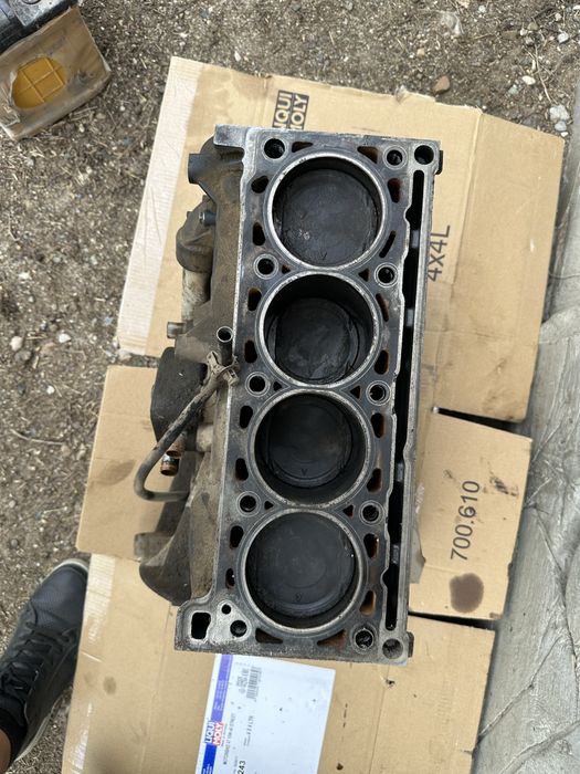 Блок в сборе на Рено Дастер Renault Duster