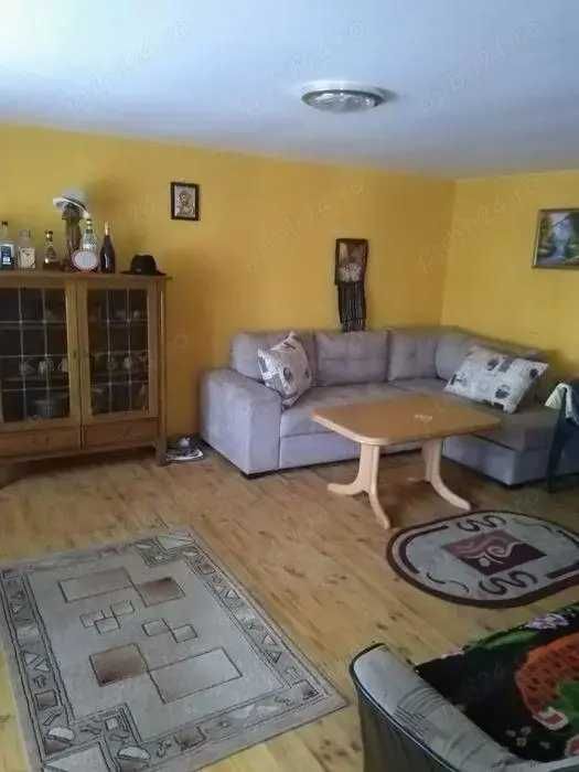Vand casa in Sapata, Comuna Macesu de Jos