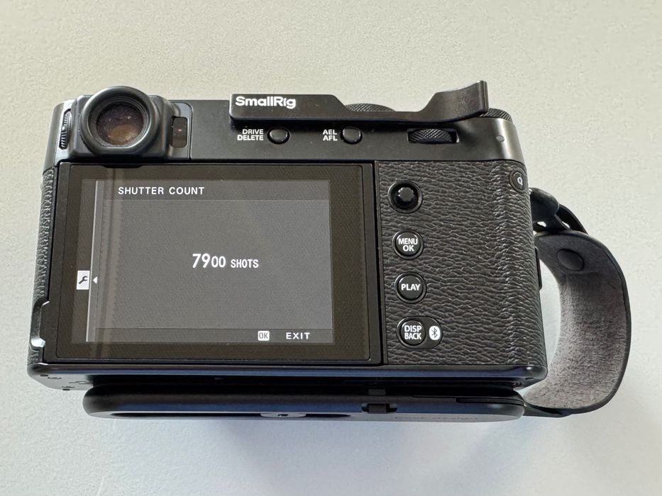 fujifilm x100f second hand si noi de vanzare • Anunturi • OLX.ro