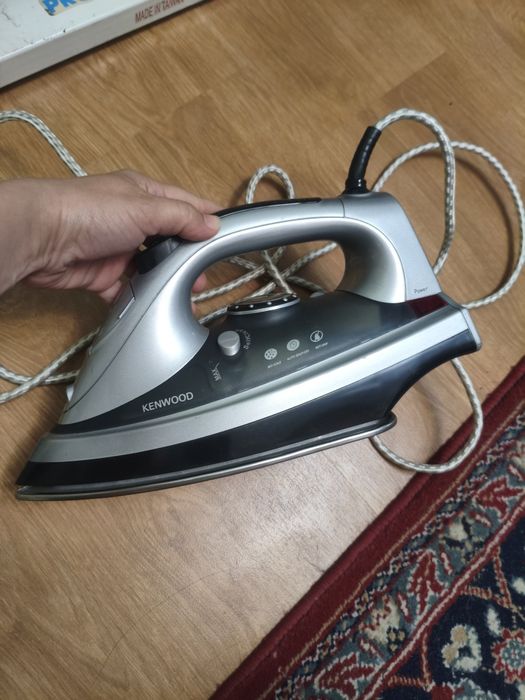 Ютия Kenwood 2200 вата, KB-9188E