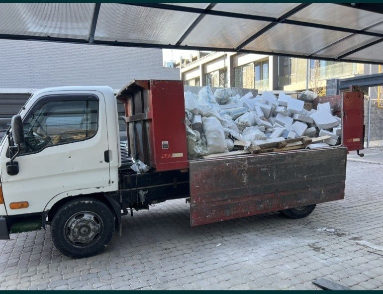Вывоз мусора с грузчиком