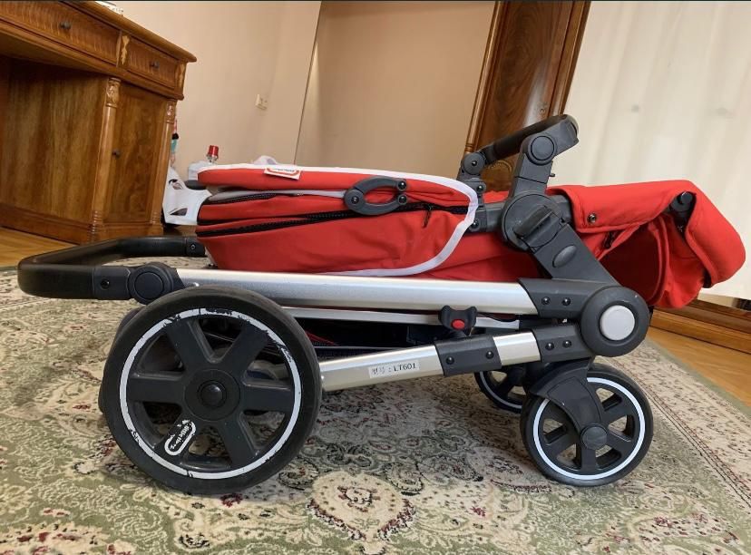 Детская коляска  Little Tikes