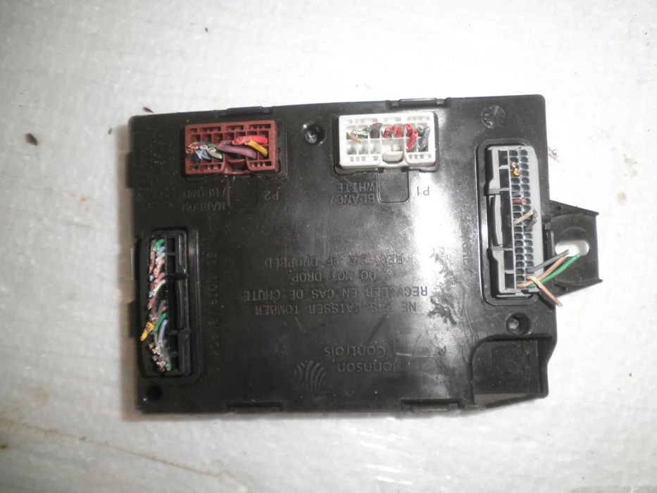 Calculator confort BCM Opel Vivaro B, Renault Trafic 2, 1.6 CDTI 2016 284B10847R 284B18533R