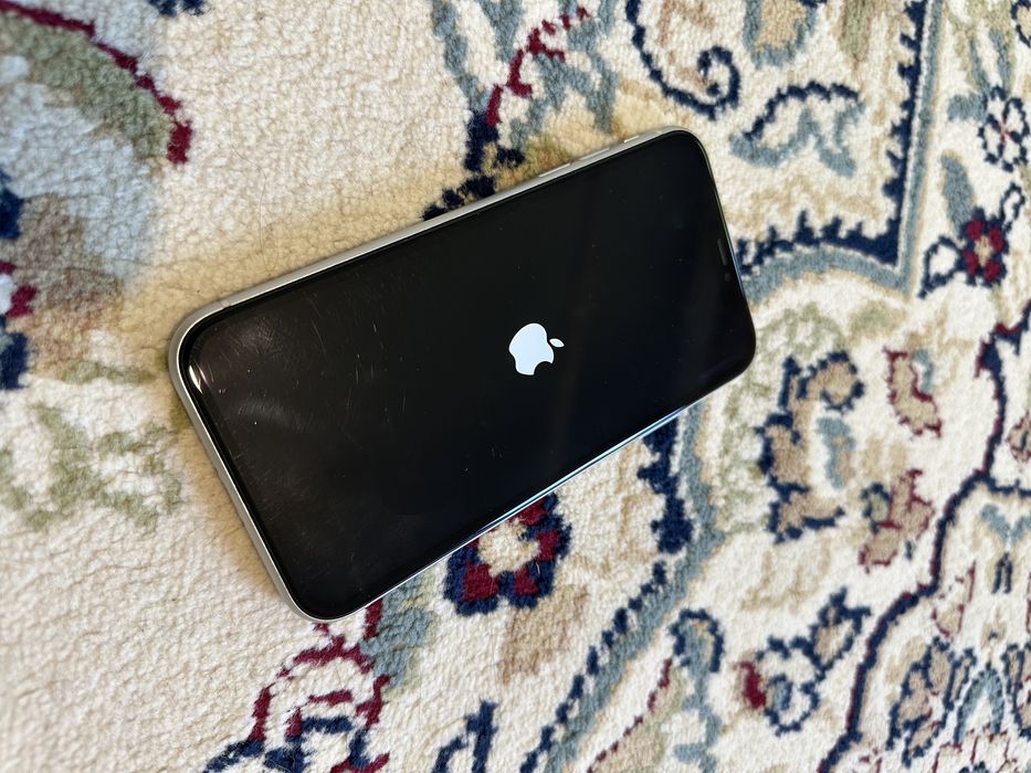Iphone 11 128/73%