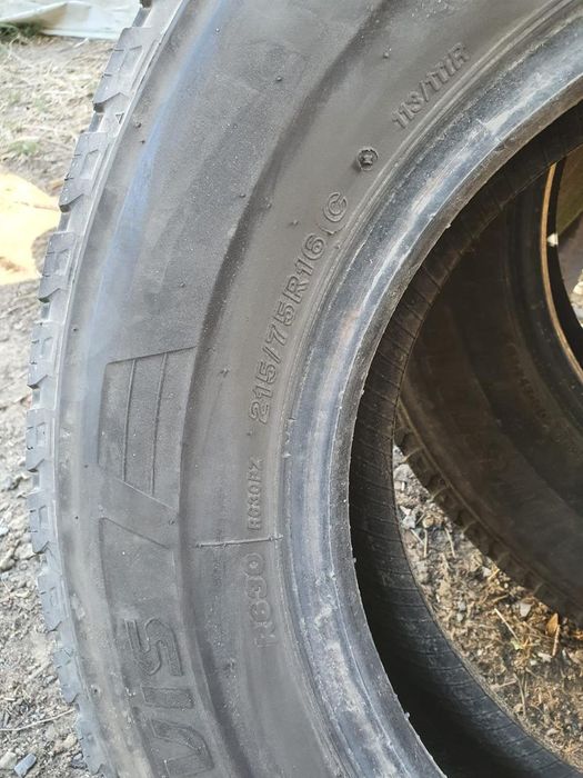 Продам Покрышки 215/75/16 с