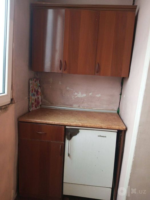 Чиланзар-23. 2/5/5. Срочно продам квартиру кирпичный