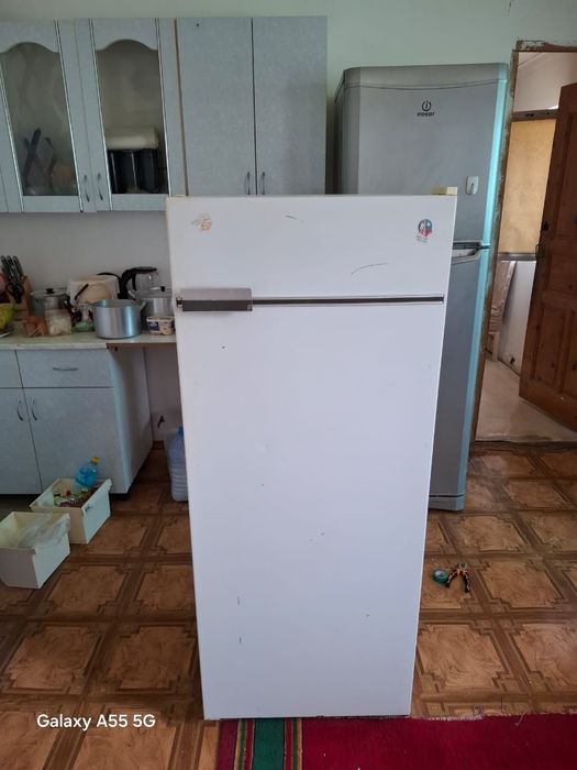 Продам советский холодильник