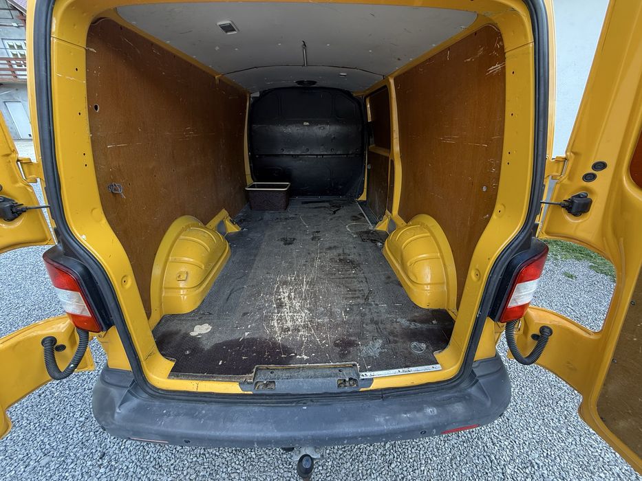Vw T5 2012 2.0tdi 3locuri + marfa model lung