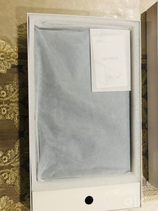 Officni notebook sotiladi