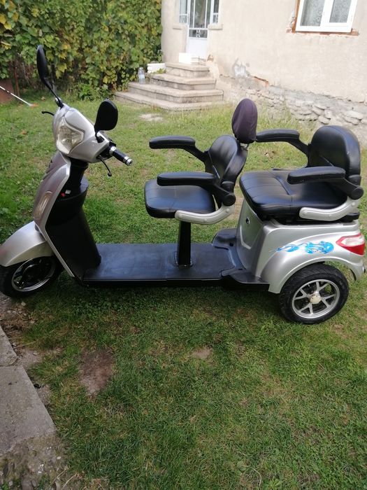 Vând scuter electric