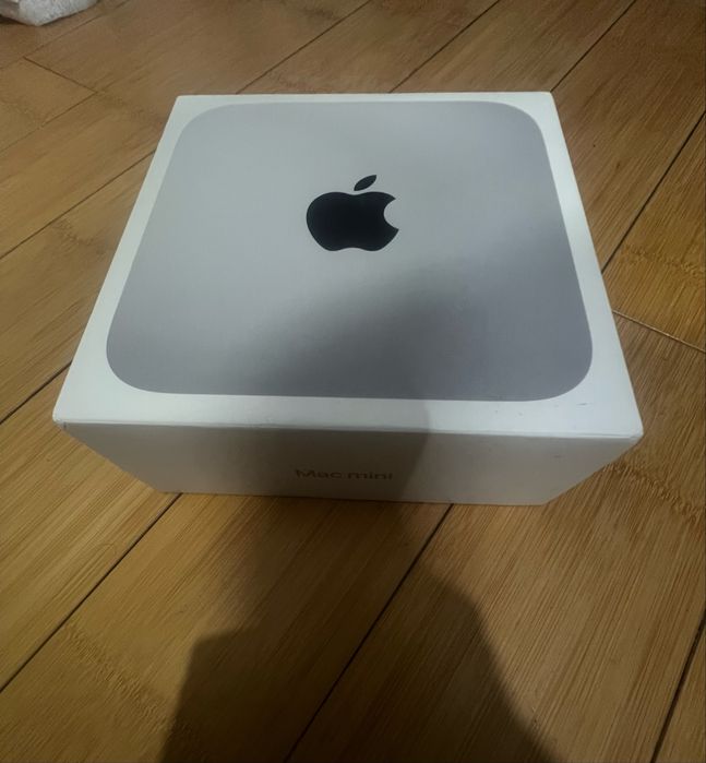 Mac mini M2 8-core