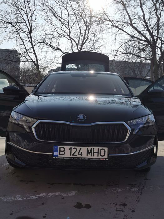 Skoda octavia 4 facelift 1.5 tsi 150 cai DSG  garantie 2029