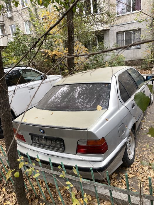 Bmw 318 в отличном состояний