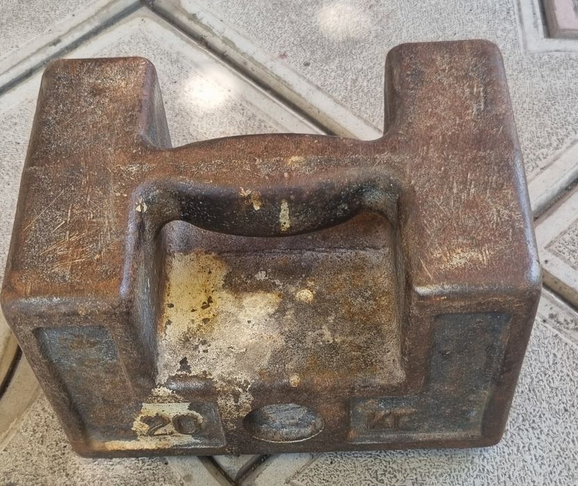 Гири 5и 20 килограмм