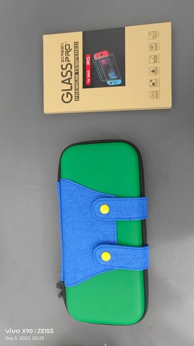 Калъф за Nintendo Switch с два протектора за Nintendo Switch (V2 или OLED)