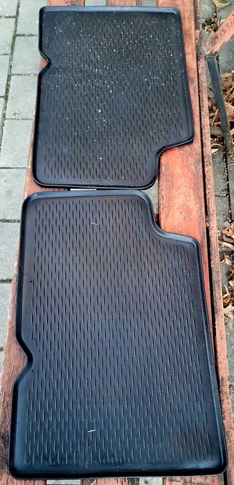 Covorase de spate din cauciuc Logan I 2004-2009