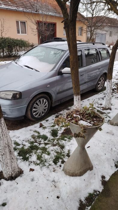 Opel astra 16 pentru piese sau întreg. Disponibila orice piesa