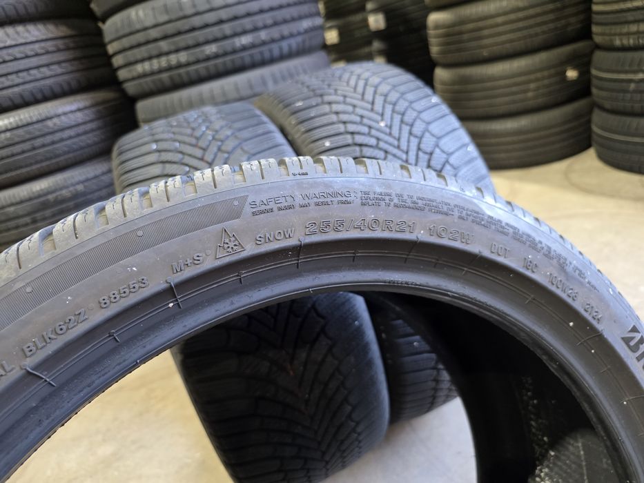 255/40/21 BRIDGESTONE 4бр