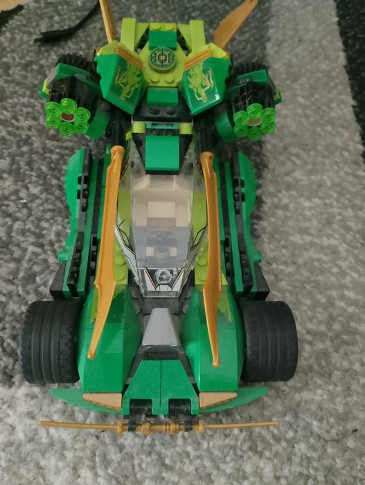 Vând schimb lego Ninjago