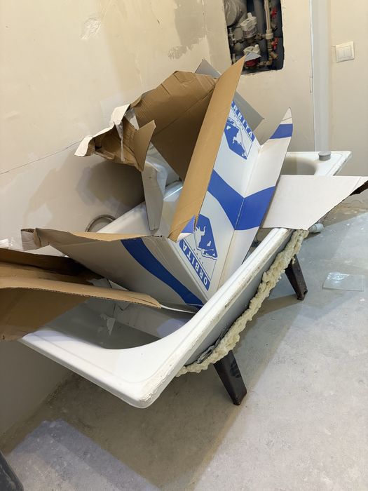 Продам ванную металическую