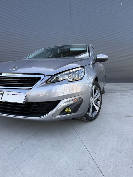 Peugeot 308 SW 2015