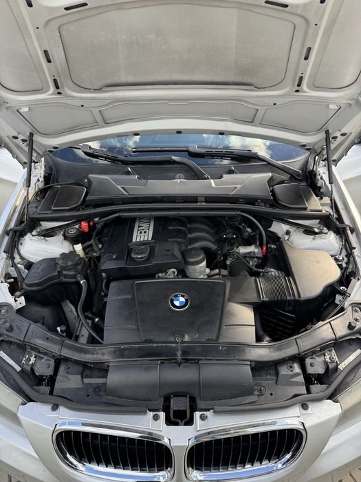 Bmw Seria 3 LCI (316i)
