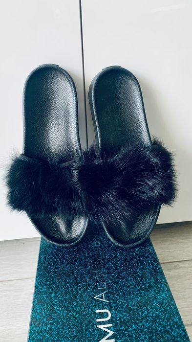 Papuci UGG originali