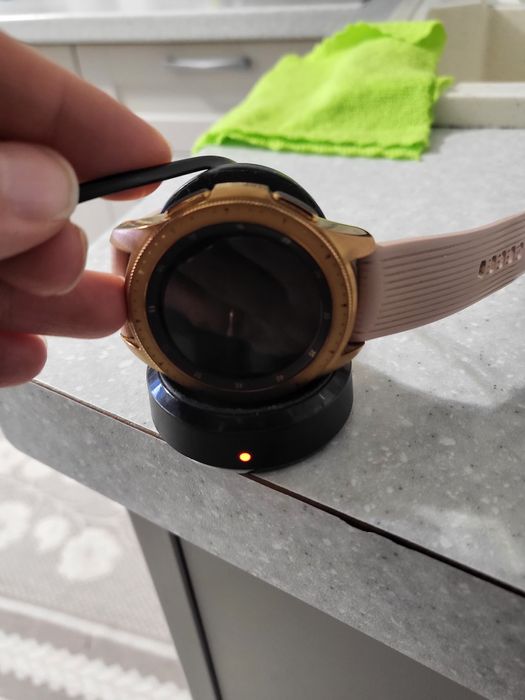 Продаются galaxy watch