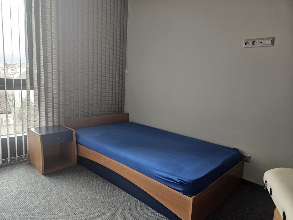 Легло 120/200 с матрак и нощно шкафче