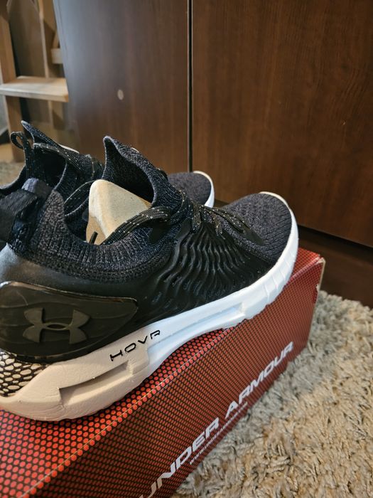 Маратонки на Under Armour