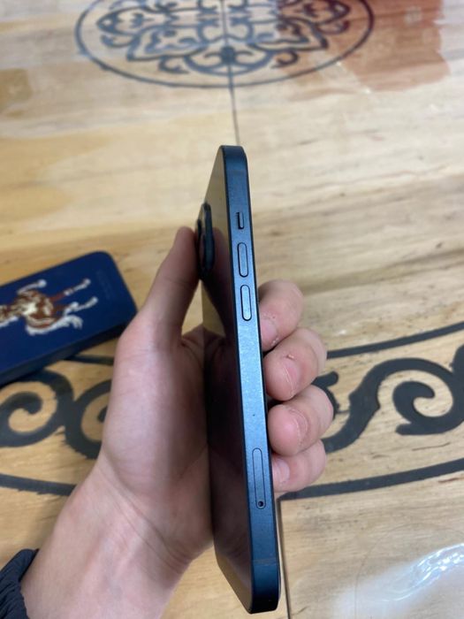 iPhone 13 с гарантией