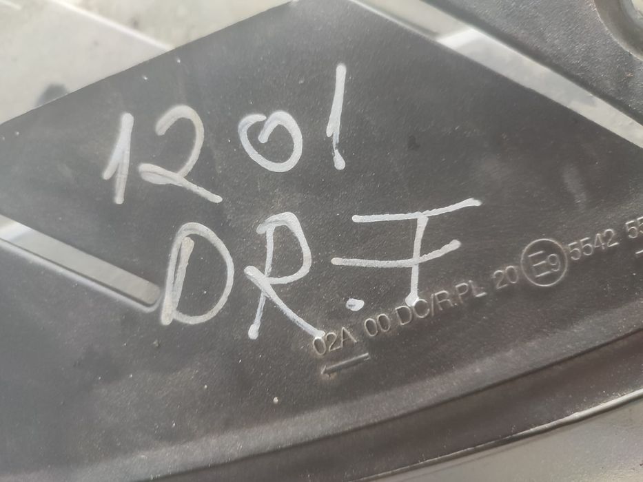 Far dreapta Volkswagen Passat B6 (2005 - 2010) (2.0 tdi) BMP