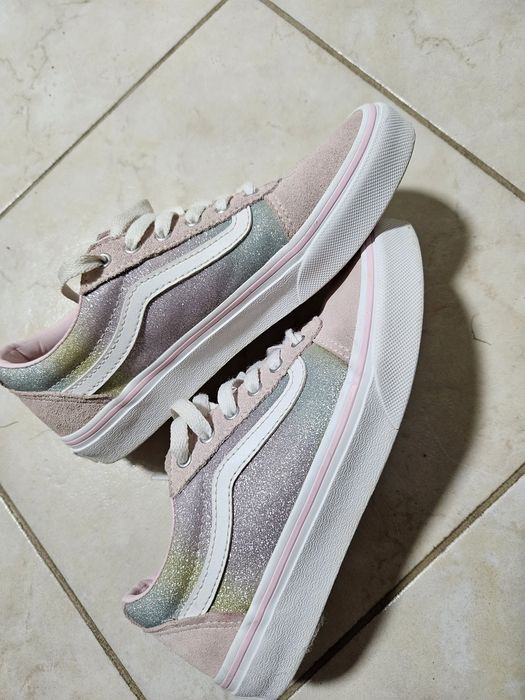 Adidasi Vans fetite roz piele naturală nr.33