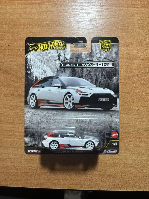 Машинки Hotwheels