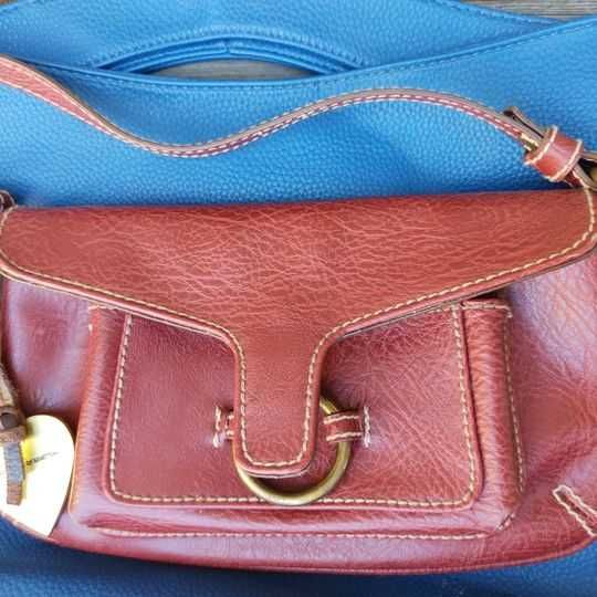 Раници и чанти на символични цени