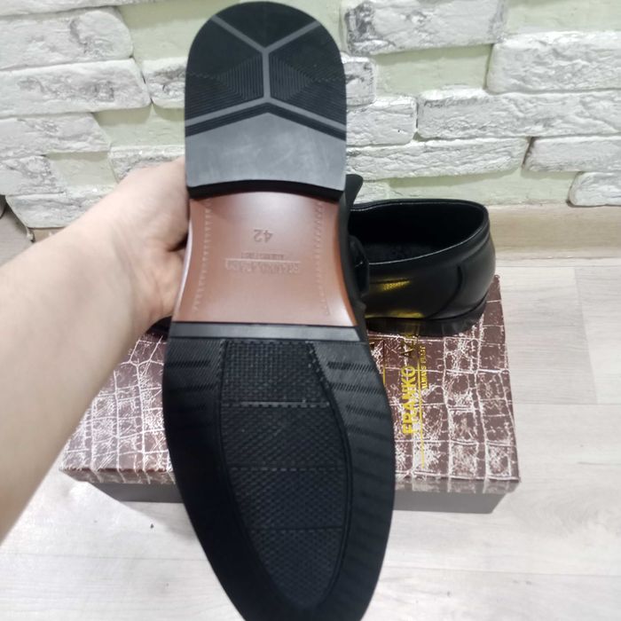 Ботинки новые кожаные