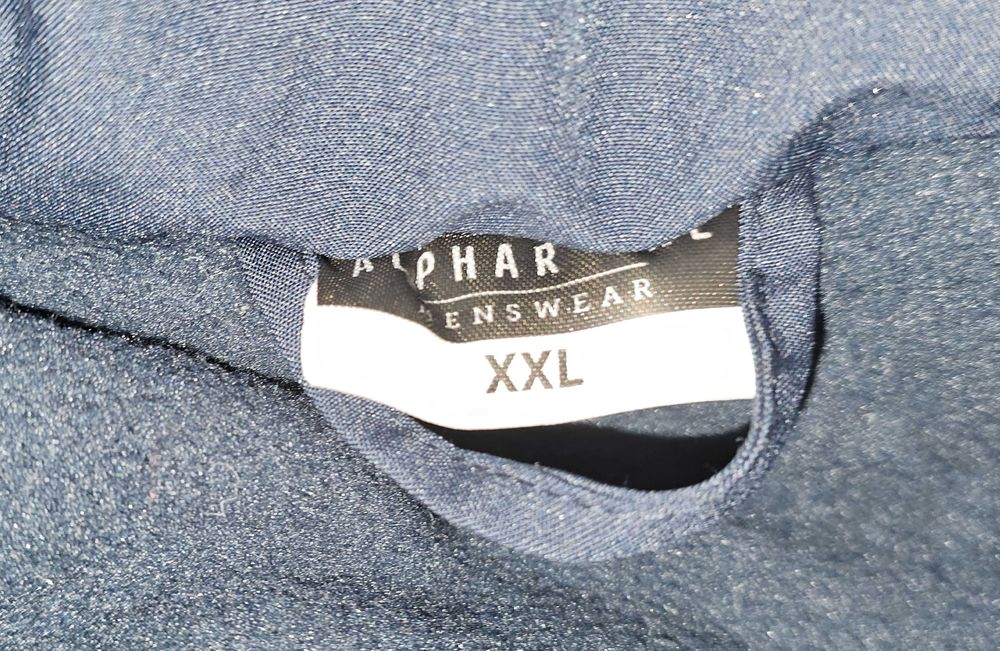 Geaca barbateasca XXL, imblanita cu gluga si buzunare, noua