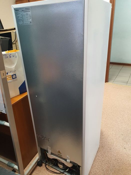 Холодильник DEXP