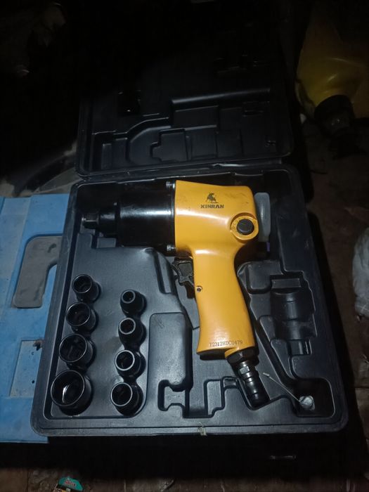 Пневмогайковерт  ударный