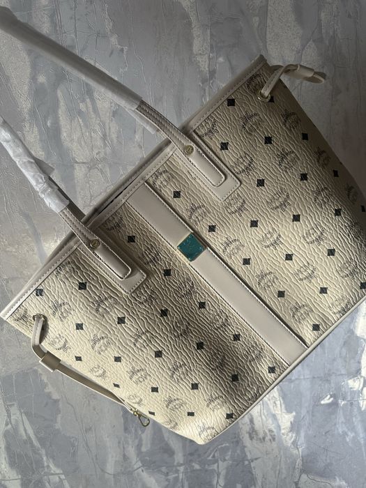 Женская сумка тоут MCM
