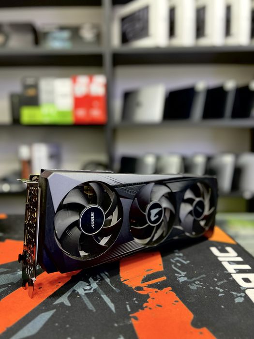 Gigabate Auros  GeForce RTX 3060 12GB
