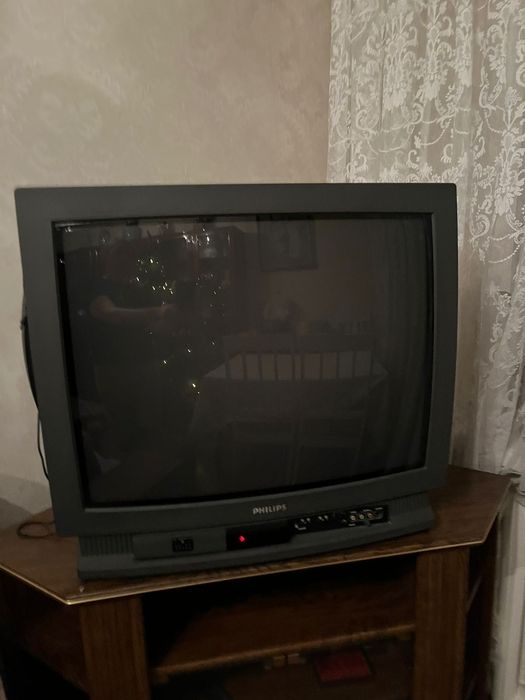 Продам телевизор Philips