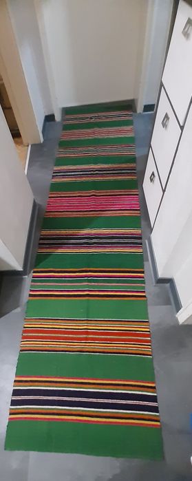 Нова пътека от чиста вълна-ретро визия.