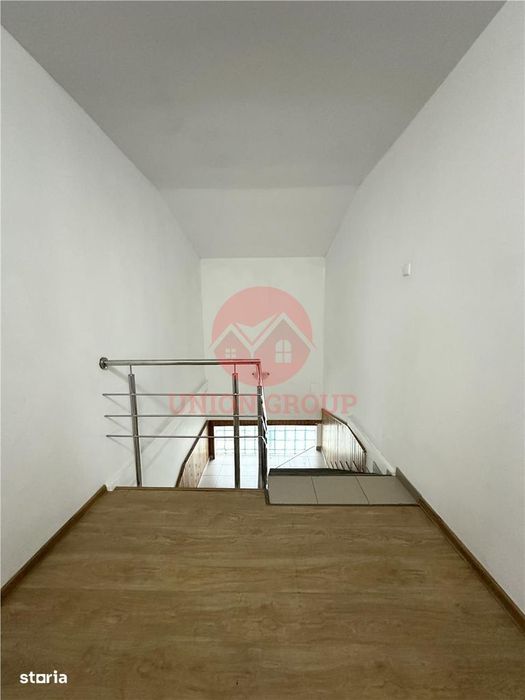 Pensiune 15 camere in a Doua Linie la Mare, zona Pescaria lui Matei