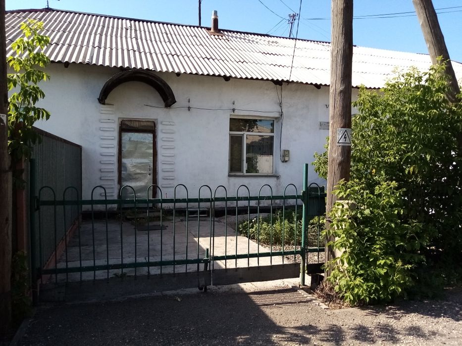 Продам часть дома(3или 2комнаты по желанию) ул. Победы., (5й квартал)