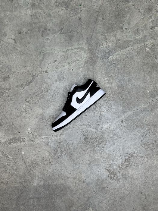 Кроссовки Air Jordan 1 Low black/white