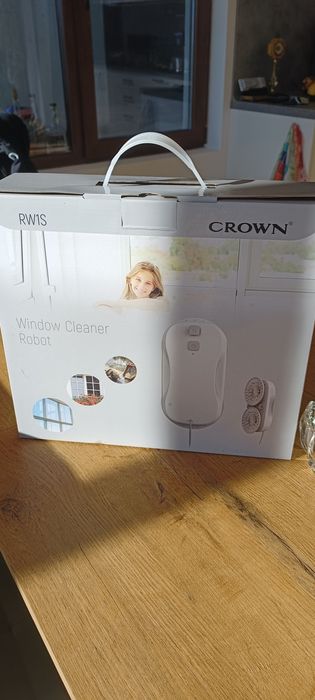 CROWN робот за стъкла чисто нов